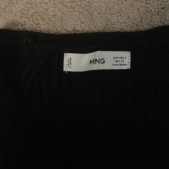 Mango v neck sweater - Picture 3 of 3